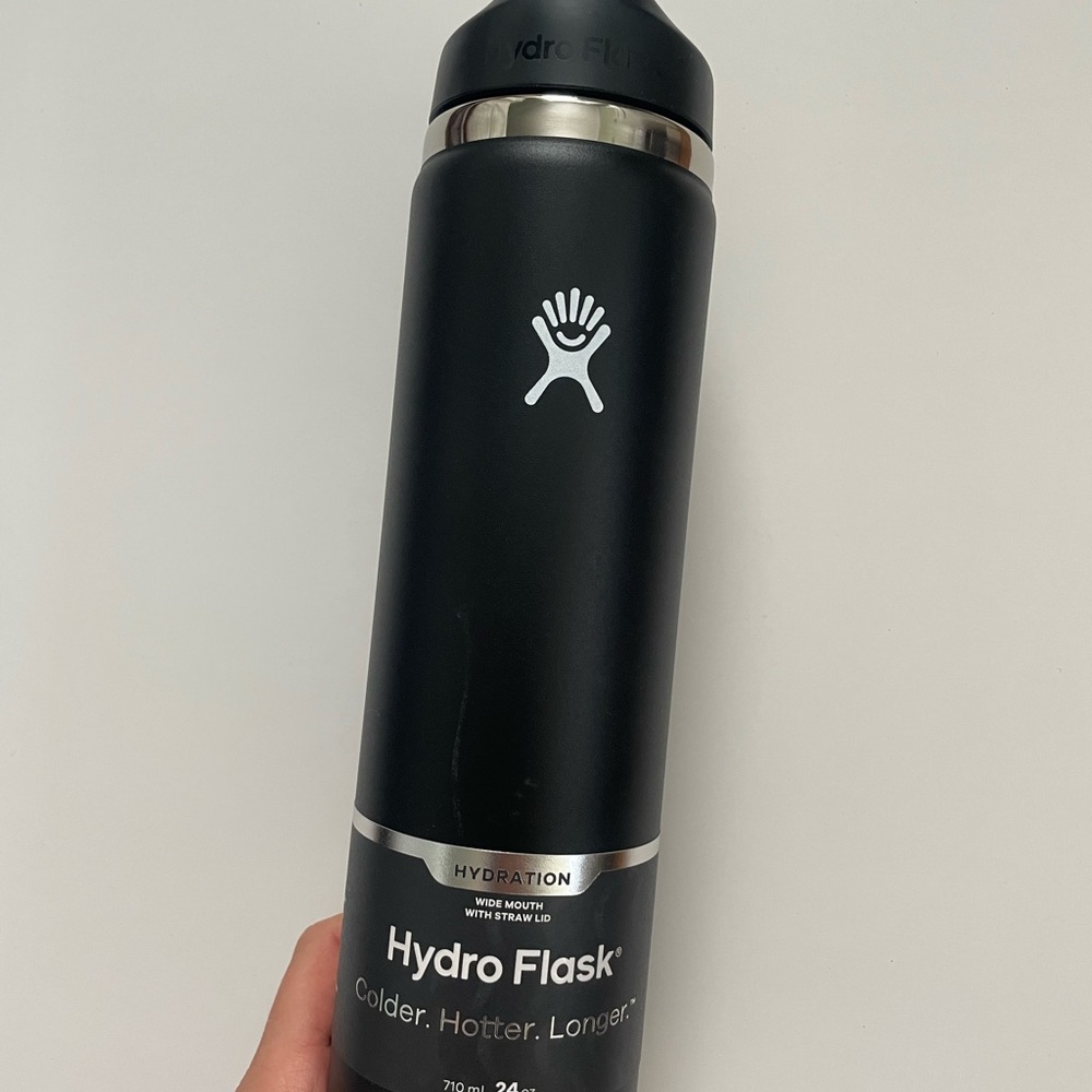 NWT 24oz Wide Mouth with Flex Straw Hydro Flask Midnight Black Bottle